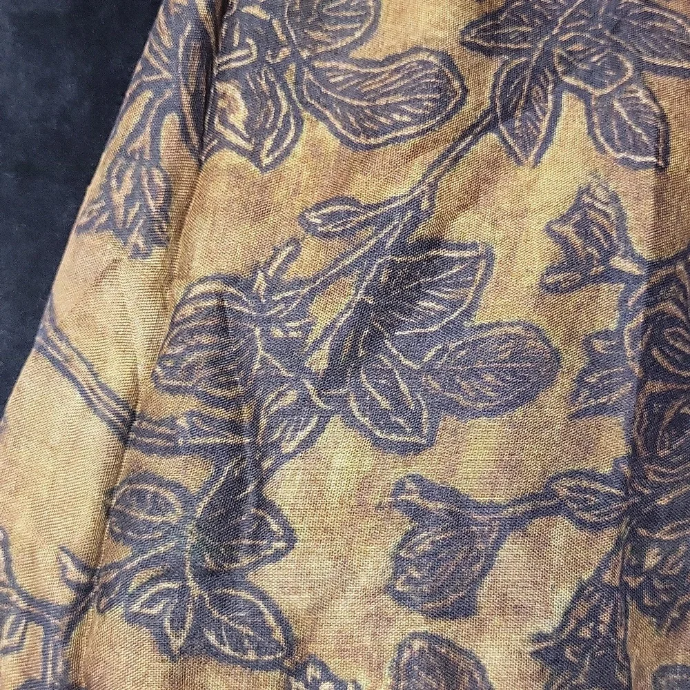 Patricia Nash Scarf Brown Bark Leaves